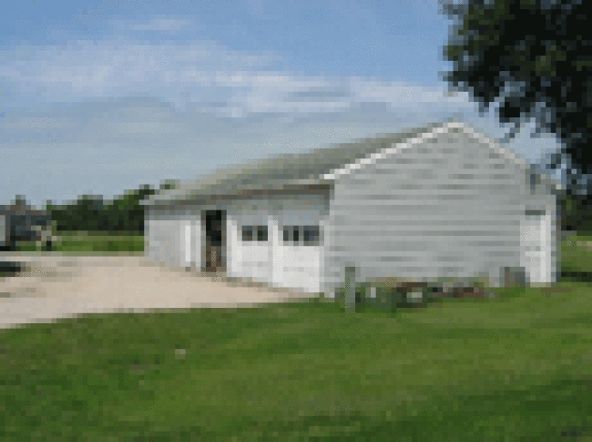 N7392 Pioneer Rd., Fond Du Lac, WI 54937 Photo 6