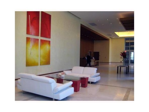 1050 Brickell Ave., Miami, FL 33131 Photo 4