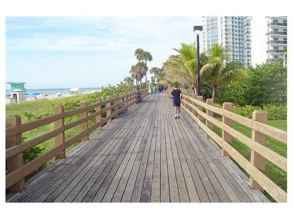 4130 Collins Ave. # 406, Miami Beach, FL 33140 Photo 4